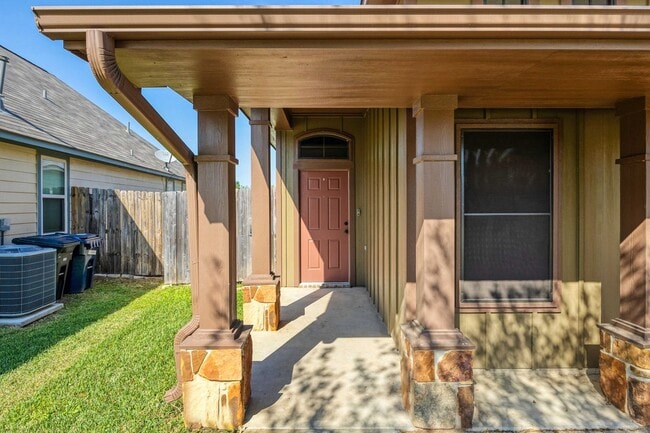 203 Simi Dr in College Station, TX - Building Photo - Building Photo
