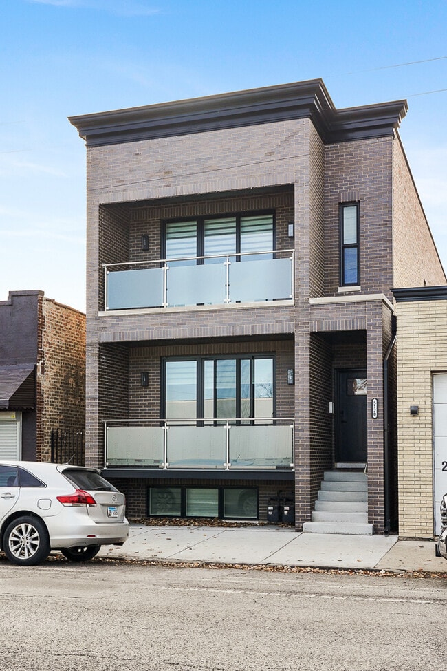 property at 5120 N Elston Ave