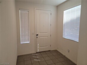 7123 Black Sage St in Las Vegas, NV - Building Photo - Building Photo