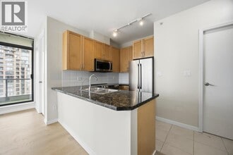 6823 Station Hill Dr in Burnaby, BC - Building Photo - Building Photo