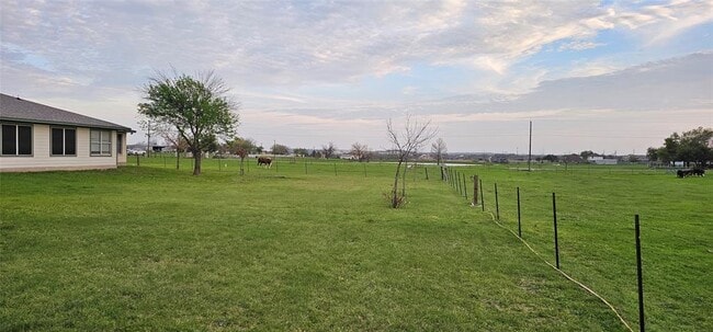 16 Brenda Ln in Round Rock, TX - Building Photo - Building Photo