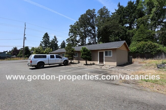 15030 SE Arista Dr in Portland, OR - Building Photo - Building Photo