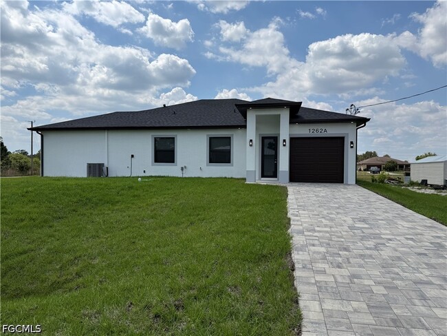 property at 1262 Best Ave