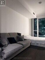 70 Temperance St in Toronto, ON - Building Photo