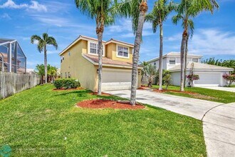 7186 Ontario Shores Pl in Greenacres, FL - Building Photo - Building Photo