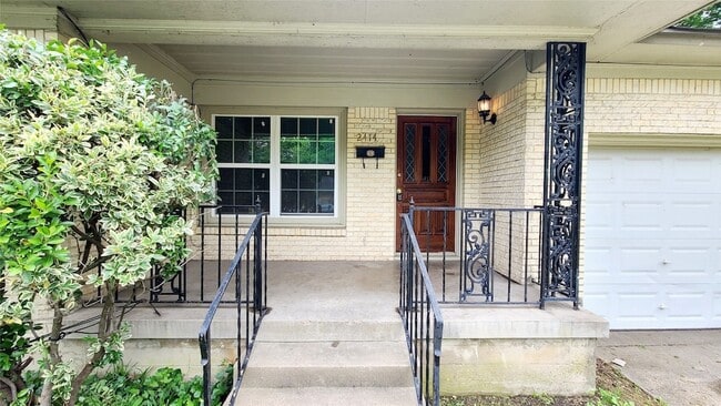 2414 Wilton Ave in Dallas, TX - Building Photo - Building Photo