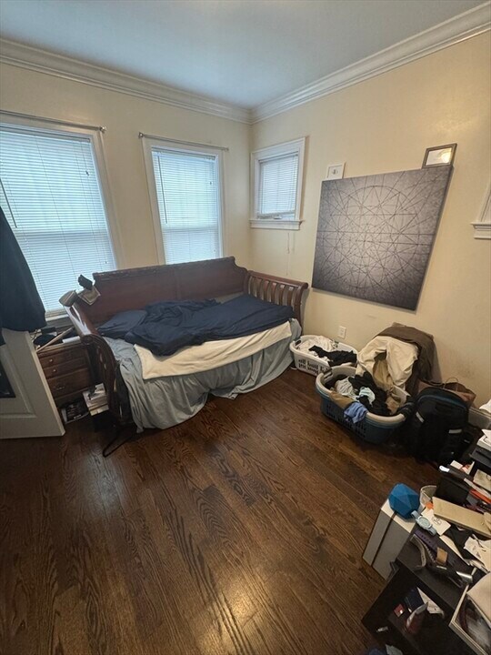 244 Paris St, Unit 1 in Boston, MA - Building Photo