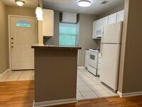 2401 Sycamore Ave, Unit B4 photo'