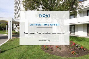 200 Gateway Blvd in Toronto, ON - Building Photo