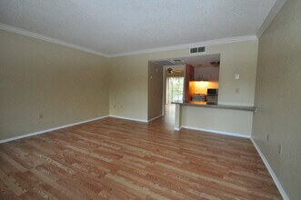 103 Oyster Bay Cir in Altamonte Springs, FL - Building Photo - Building Photo