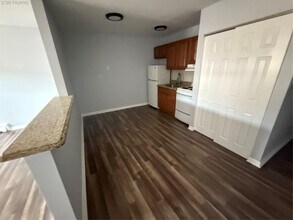 1219 2nd Ave in New Hyde Park, NY - Building Photo - Building Photo