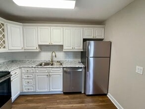 1802 Jackson Ave W in Oxford, MS - Building Photo - Building Photo