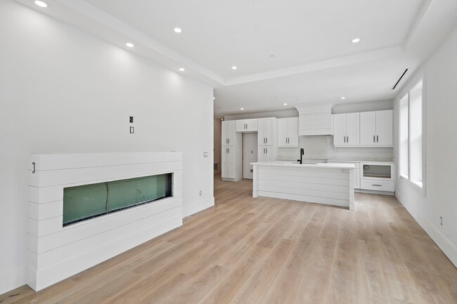 156 Bedford Rd