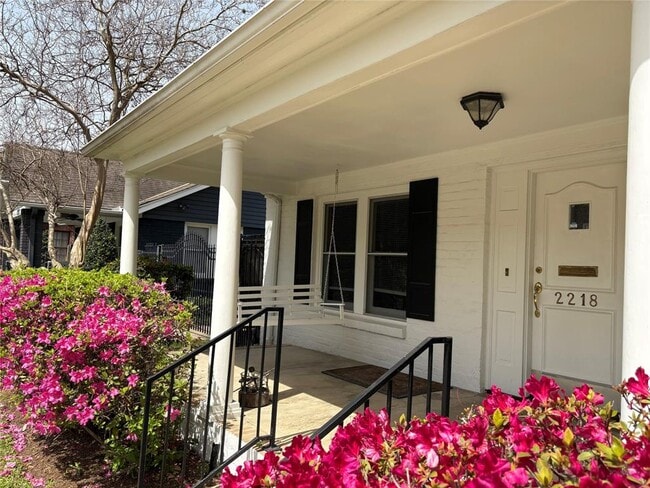 property at 2218 W Main St