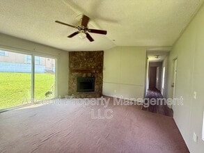 8903 Nelson Rd in Soddy Daisy, TN - Building Photo - Building Photo