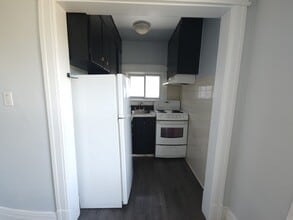 49 Berryman Ave in St Catharines, ON - Building Photo - Building Photo