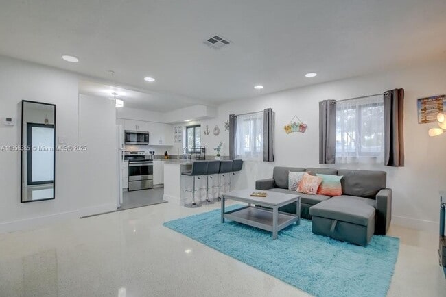 property at 1700 SW 20th St