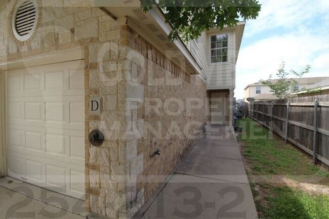 4008 Cambridge Dr in Killeen, TX - Building Photo - Building Photo