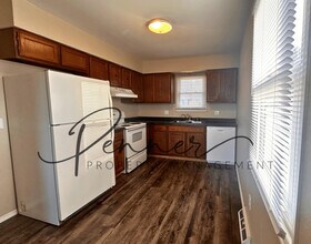 2412 SW Jackson St in Blue Springs, MO - Building Photo - Building Photo