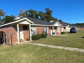 128 Winding Way in Leesburg, GA - Building Photo - Building Photo