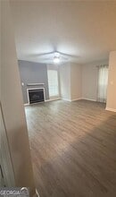 126 Granville Ct in Atlanta, GA - Building Photo - Building Photo