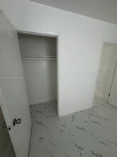 16190 NE 19th Pl in North Miami Beach, FL - Building Photo - Building Photo