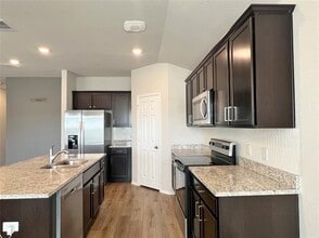 3333 Brosnan Rd in Lorena, TX - Building Photo - Building Photo