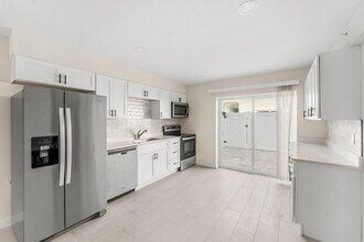 122 Central Rd in Indian Harbour Beach, FL - Building Photo - Building Photo