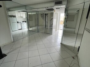 4121 NW 26th St in Lauderhill, FL - Building Photo - Building Photo