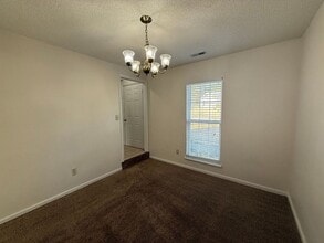 2636 Idlebrook Cir in Jacksonville, NC - Building Photo - Building Photo