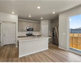 750 N Shawnee St in Aurora, CO - Building Photo - Building Photo