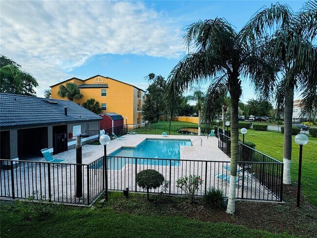 4630 Commander Dr-Unit -1023 in Orlando, FL - Building Photo - Building Photo