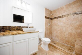 11827 Gallery View St in San Antonio, TX - Building Photo - Building Photo