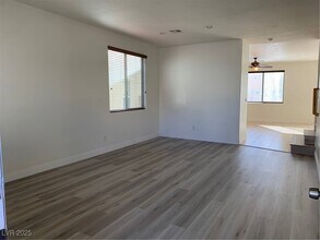 5329 Wild Sunflower St in North Las Vegas, NV - Building Photo - Building Photo