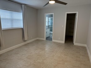 1966 Sharon St in Boca Raton, FL - Building Photo - Building Photo
