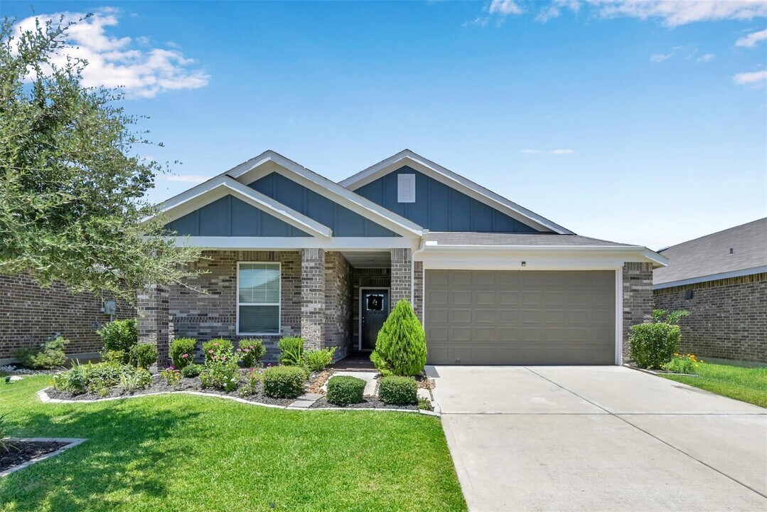 16034 Dehay Ln in Cypress, TX - Building Photo