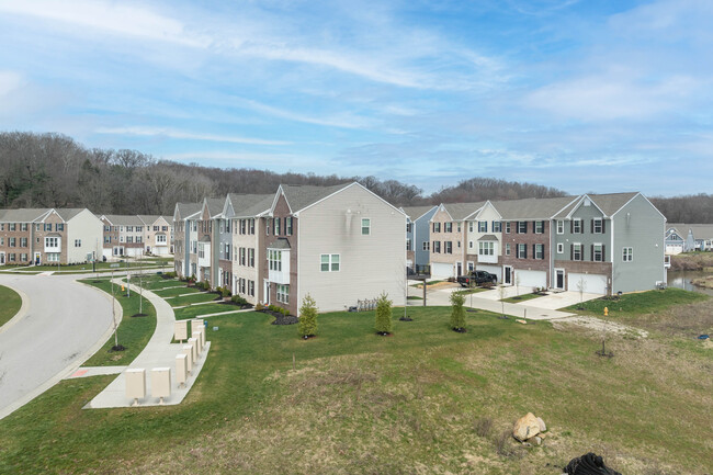 Villages at Sycamore in Akron, OH - Building Photo - Building Photo