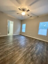 842 Kiawah Ln in Wilmington, NC - Building Photo - Building Photo