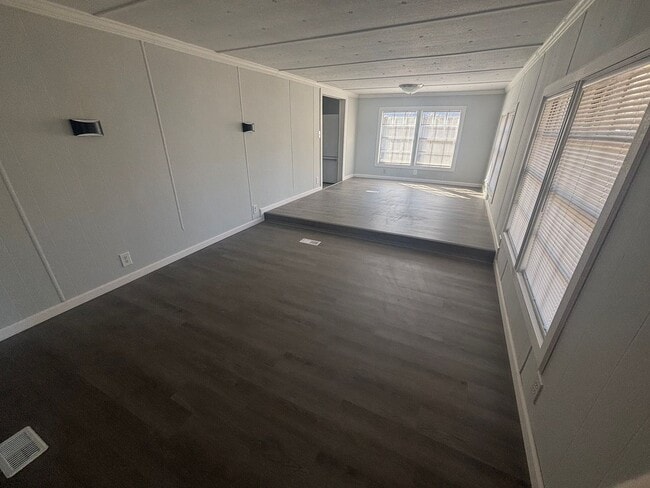 168 E Academy St in Ludowici, GA - Building Photo - Building Photo