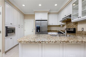 100 Kempton in Irvine, CA - Building Photo - Building Photo