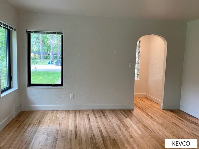 1528 W Oak St in Fort Collins, CO - Building Photo - Building Photo