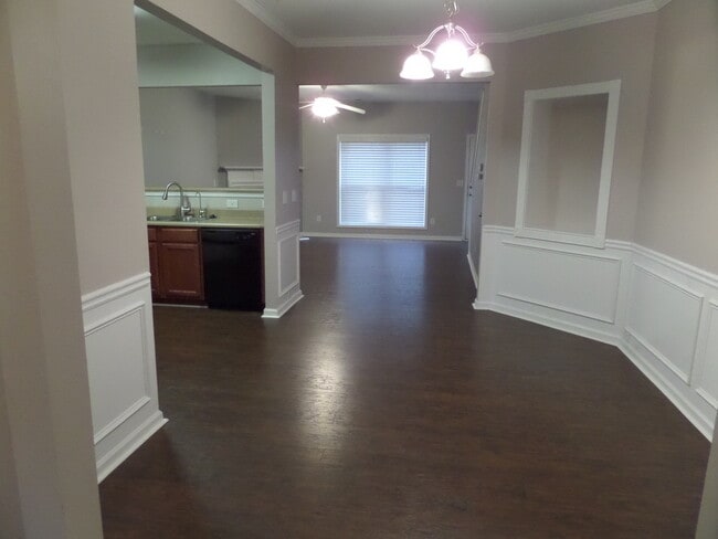 2000 Lakeshore Overlook Cir NW in Kennesaw, GA - Building Photo - Building Photo