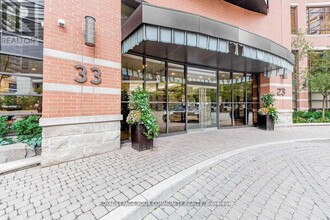 33-2833 Sheppard Ave E in Toronto, ON - Building Photo - Building Photo