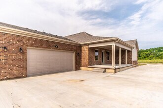 184 Garden Gate Dr in Berea, KY - Building Photo - Building Photo