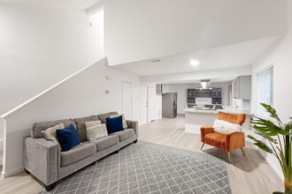 2821 Lancer Ln in Garland, TX - Building Photo - Building Photo