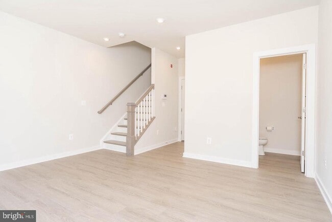 5610 Alpha Rdg Ave in Hyattsville, MD - Building Photo - Building Photo