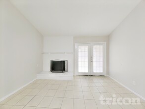 8510 Sorrel Dr in Houston, TX - Building Photo - Building Photo