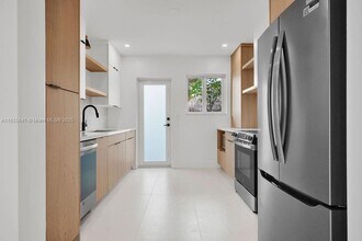 10767 NE 2nd Ave in Miami, FL - Building Photo - Building Photo