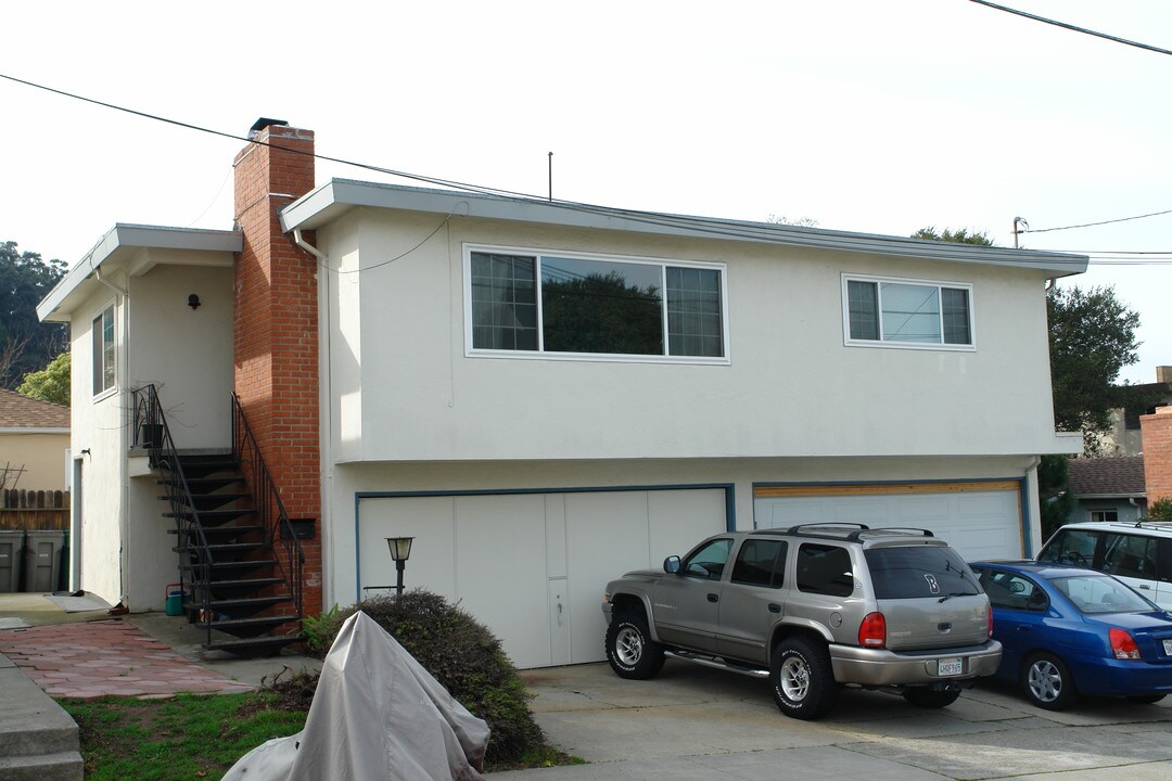 420 Stannage Ave in Albany, CA - Building Photo