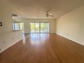 4594 Towerpine Rd in Orlando, FL - Building Photo - Building Photo